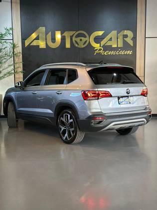 VOLKSWAGEN TAOS 1.4 250 TSI TOTAL FLEX HIGHLINE AUTOMÁTICO